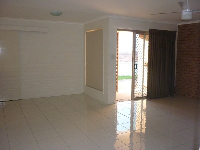 2/4 Barwon Street, Currimundi QLD 4551