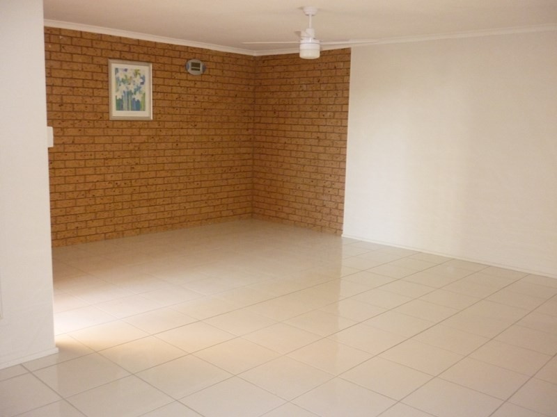2/4 Barwon Street, Currimundi QLD 4551