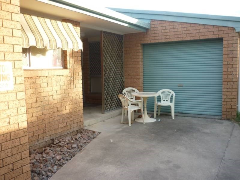 2/4 Barwon Street, Currimundi QLD 4551