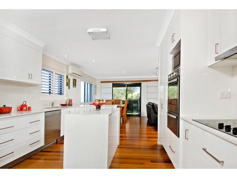 31 Theresa Street, Golden Beach QLD 4551