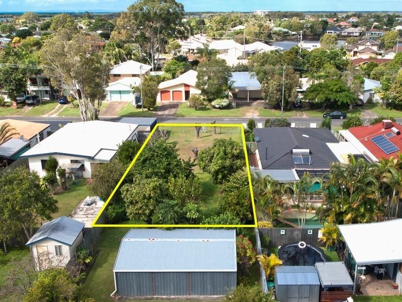 122 Coronation Avenue, Golden Beach QLD 4551