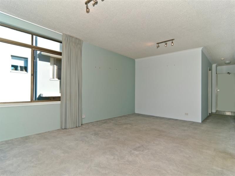 Unit 3 ‘Arcadia Court’ 26 Upper Gay Terrace, Kings Beach QLD 4551