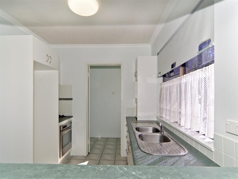 Unit 3 ‘Arcadia Court’ 26 Upper Gay Terrace, Kings Beach QLD 4551