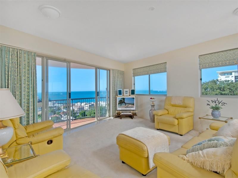 Unit 10 ‘Highpoint’ 35 Maltman Street, Kings Beach QLD 4551