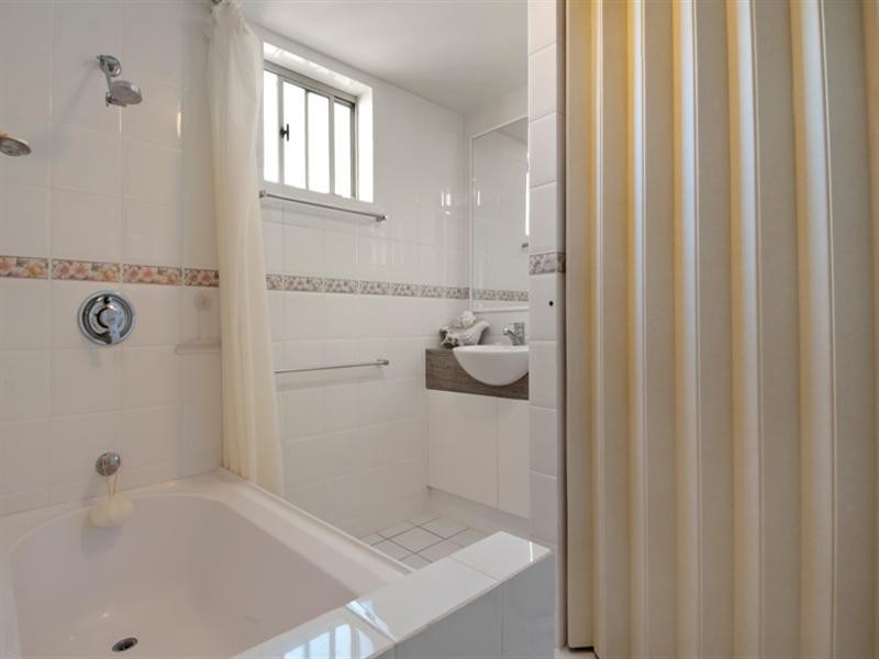 Unit 10 ‘Highpoint’ 35 Maltman Street, Kings Beach QLD 4551