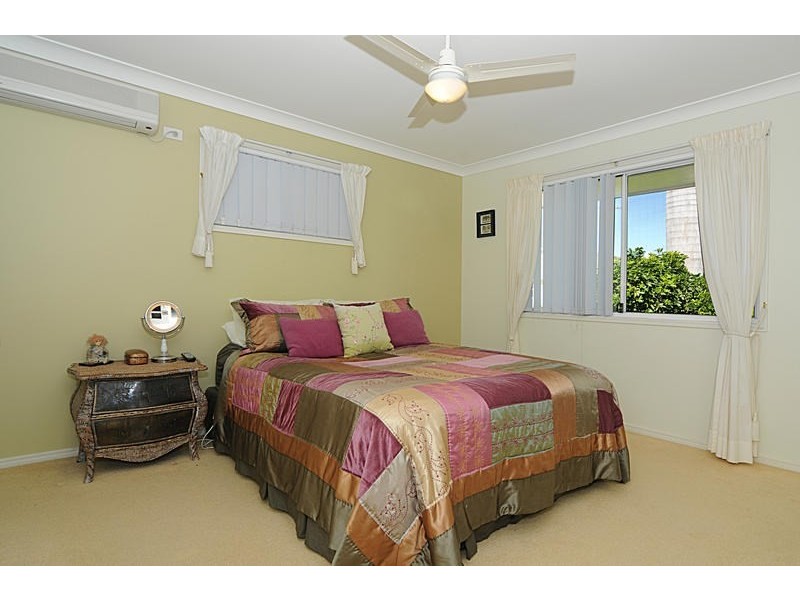 1 Dunk Place, Little Mountain QLD 4551