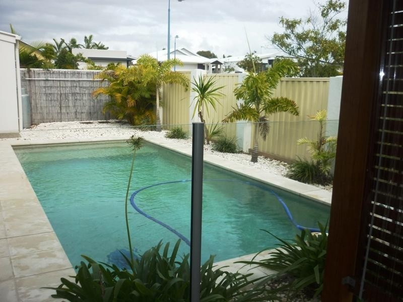 12 White Cedar Drive, Meridan Plains QLD 4551