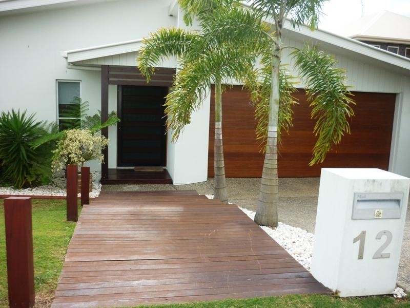 12 White Cedar Drive, Meridan Plains QLD 4551