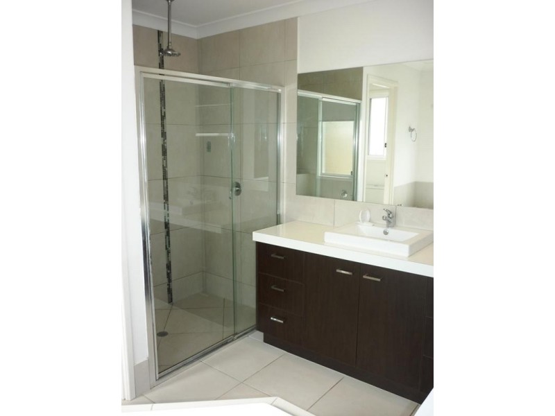 12 White Cedar Drive, Meridan Plains QLD 4551