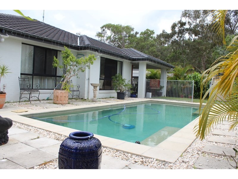 12 Whitebeech Street, Meridan Plains QLD 4551