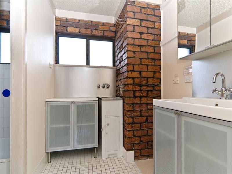 Unit 6 ‘Pleasant View’ 7 Warne Terrace, Kings Beach QLD 4551