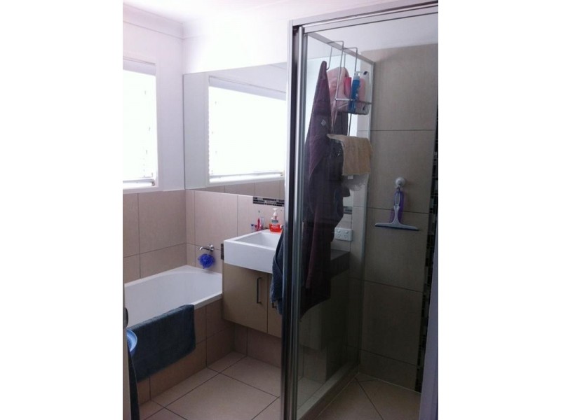 Unit 2 ‘Meridan Villas’ 10 Alicia Circuit, Little Mountain QLD 4551