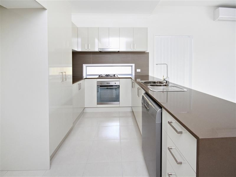 7 Banyandah Close, Birtinya QLD 4575