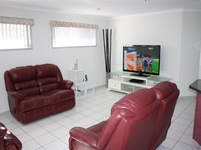 16 Sir Joseph Banks Drive, Pelican Waters QLD 4551