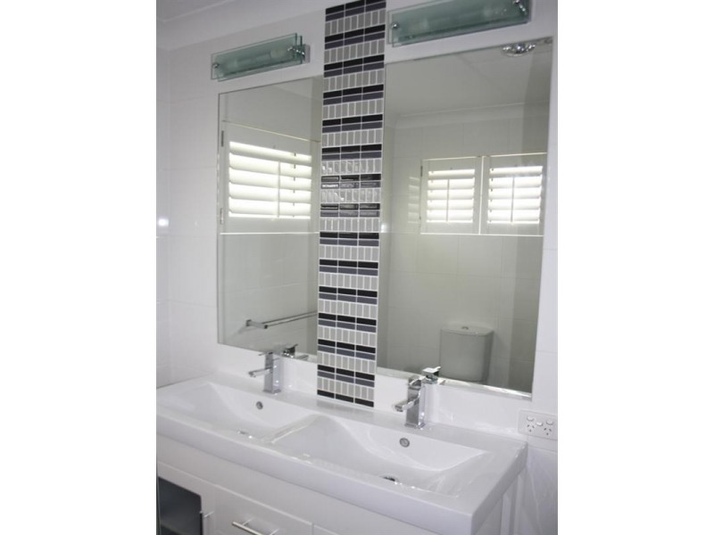 16 Sir Joseph Banks Drive, Pelican Waters QLD 4551