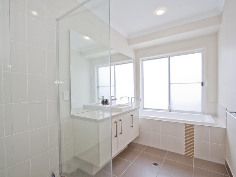 20 Eyre Place, Caloundra West QLD 4551