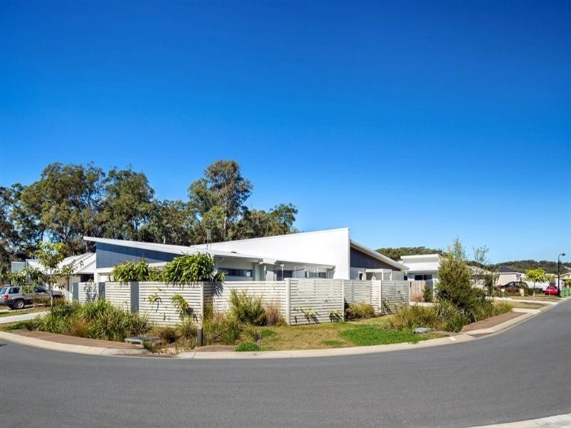 Unit 2/16 Cumberland Crescent, Meridan Plains QLD 4551