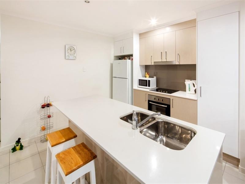 Unit 2/16 Cumberland Crescent, Meridan Plains QLD 4551