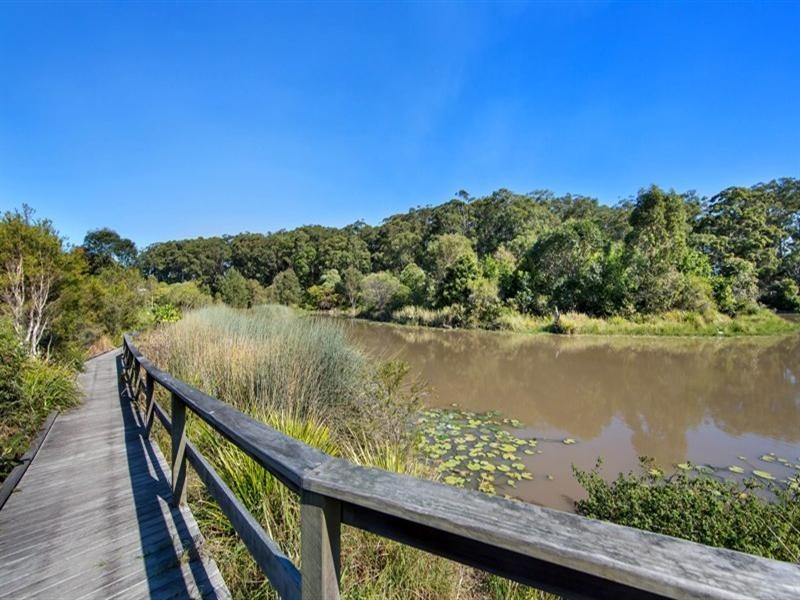 Unit 2/16 Cumberland Crescent, Meridan Plains QLD 4551