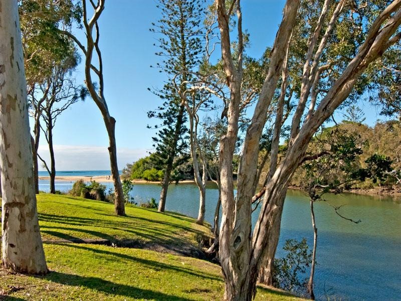 15 Elizabeth Street, Dicky Beach QLD 4551