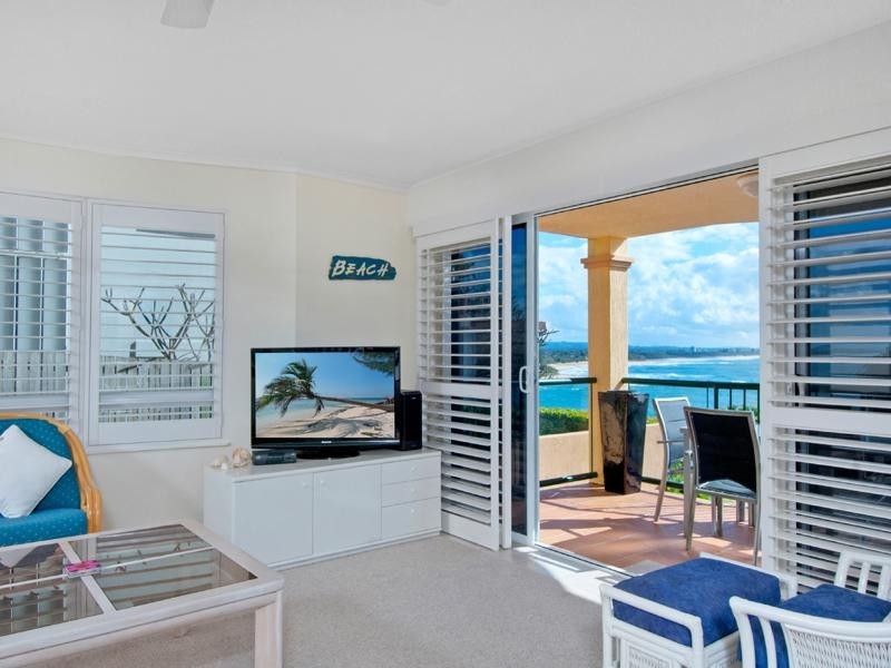 Unit 1 ‘Seashells’ 18 Queen of Colonies Parade, Moffat Beach QLD 4551