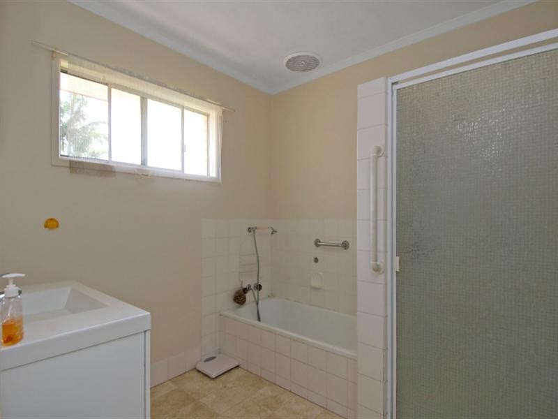 34 Buccleugh Street, Moffat Beach QLD 4551