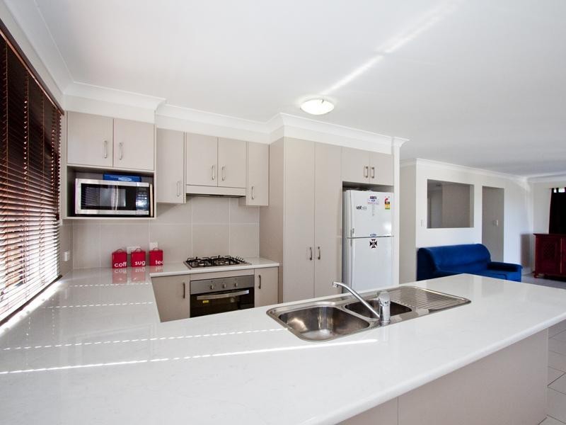 9 Eyries Court, Little Mountain QLD 4551