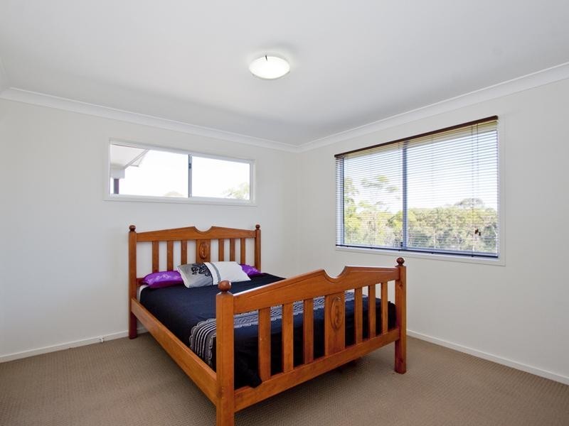 9 Eyries Court, Little Mountain QLD 4551