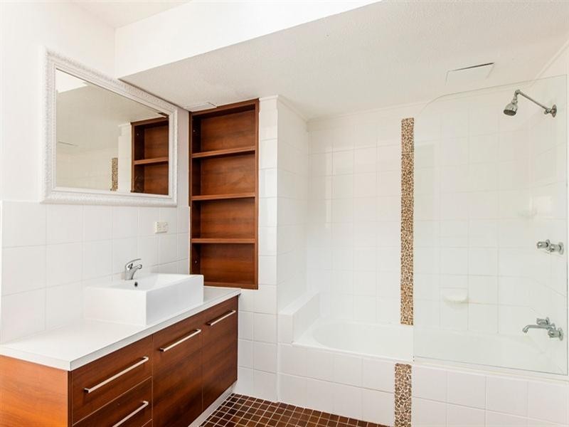 Unit 3 ‘Kings Crest’ 2 Moreton Parade, Kings Beach QLD 4551