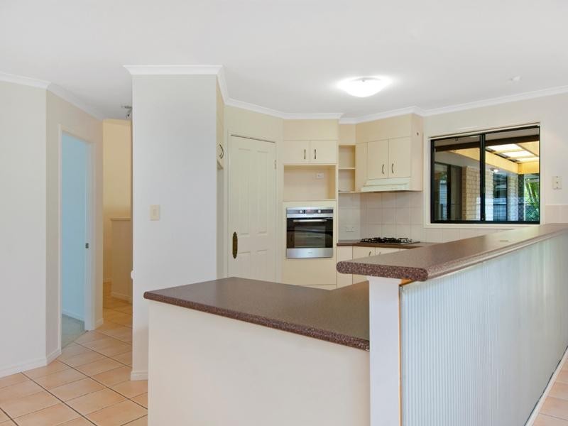 10 Phar Lap Court, Little Mountain QLD 4551