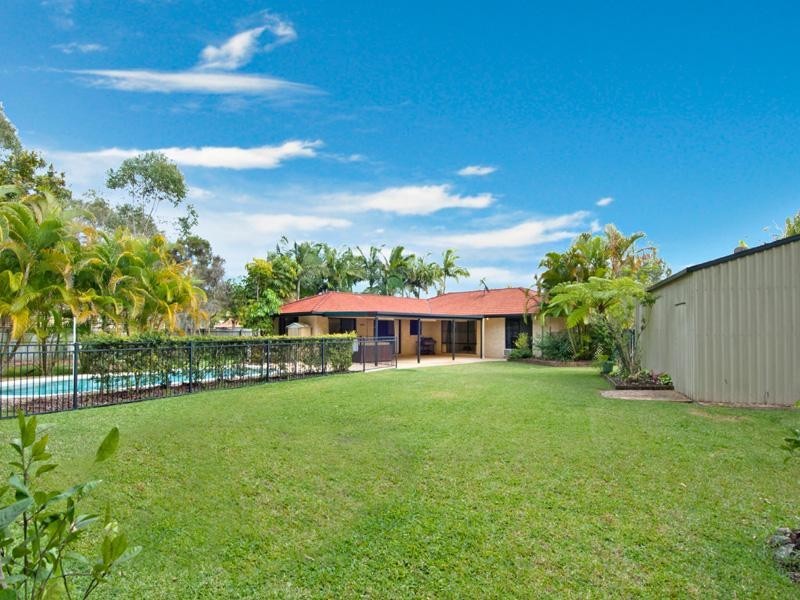 10 Phar Lap Court, Little Mountain QLD 4551