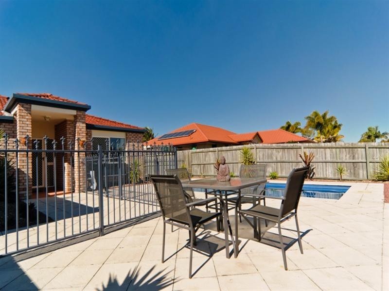 3 Hereward Street, Pelican Waters QLD 4551