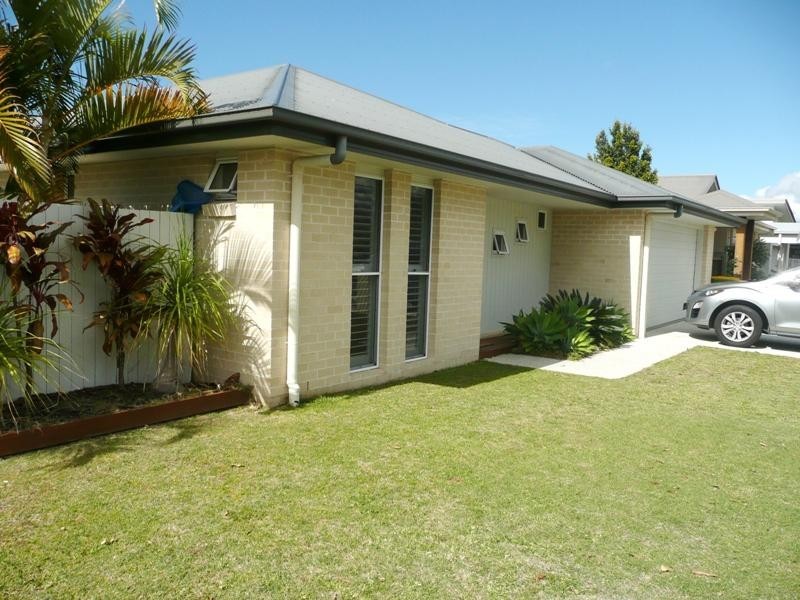66 Rawson Street, Caloundra West QLD 4551
