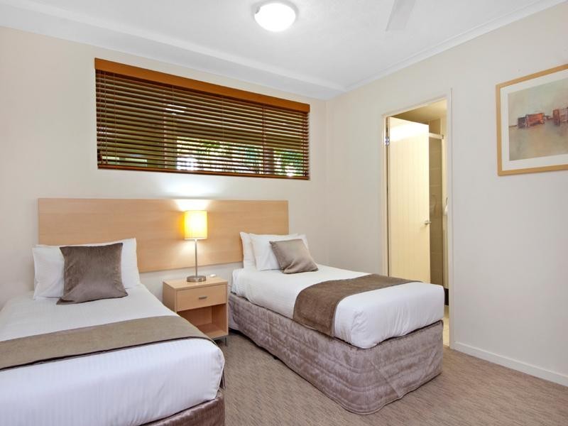 Unit 2160 ‘Caloundra Central’ 36 Browning Boulevard, Battery Hill QLD 4551