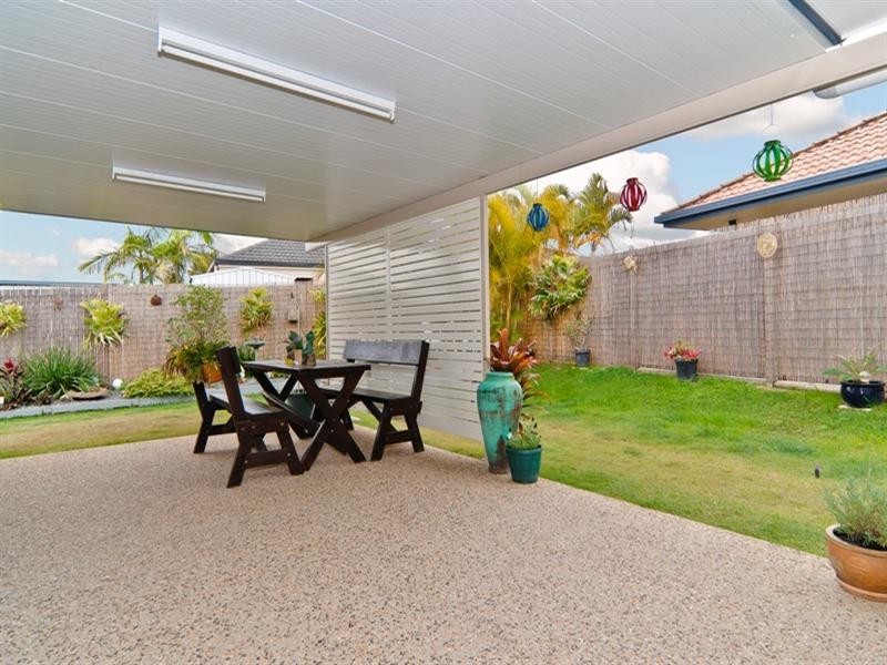 2 Glennie Close, Caloundra West QLD 4551