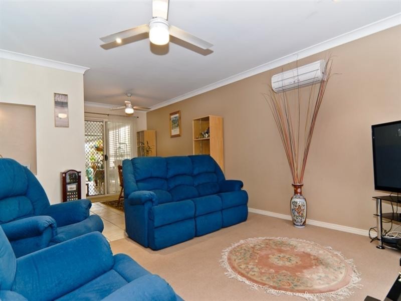 2 Glennie Close, Caloundra West QLD 4551