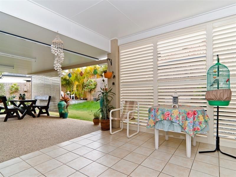 2 Glennie Close, Caloundra West QLD 4551