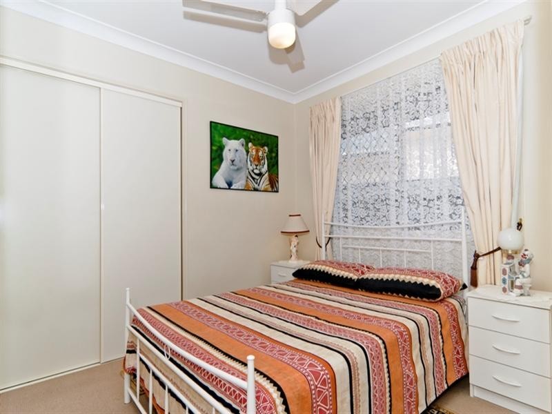 2 Glennie Close, Caloundra West QLD 4551