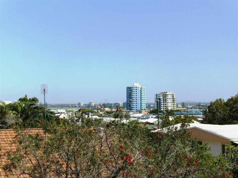 6 Bombala Terrace, Caloundra QLD 4551