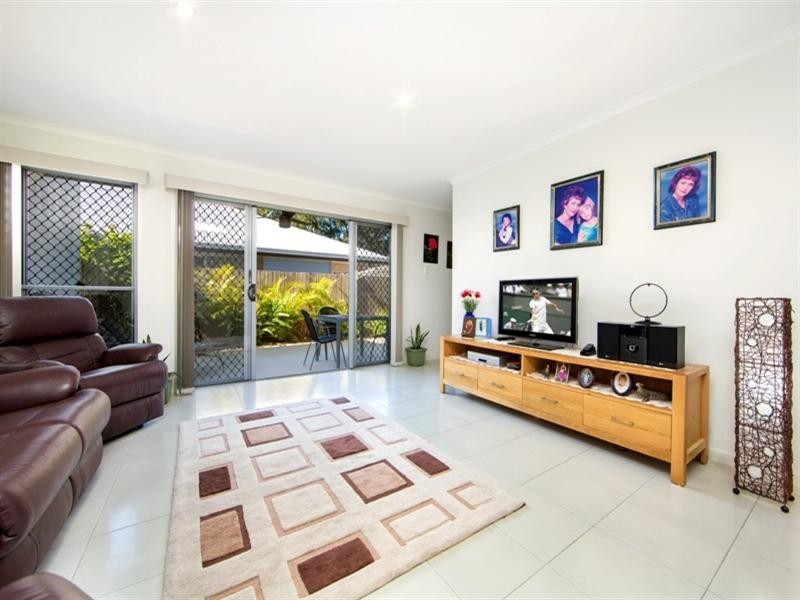 2/16 Cumberland Crescent, Meridan Plains QLD 4551