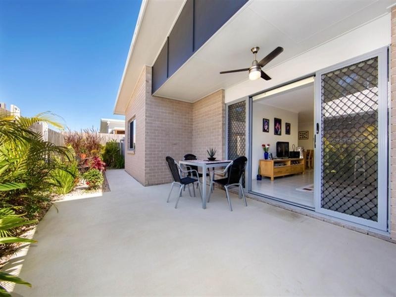 2/16 Cumberland Crescent, Meridan Plains QLD 4551