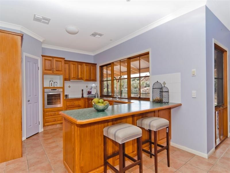 7 Stavewood Court, Highvale QLD 4520