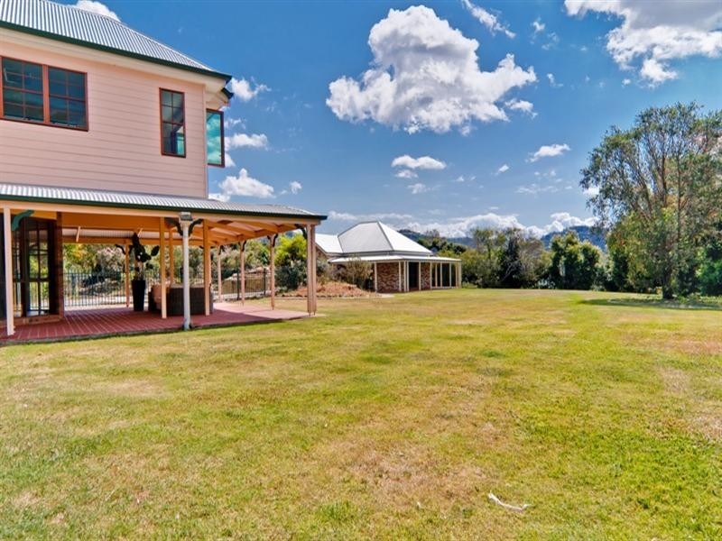 7 Stavewood Court, Highvale QLD 4520