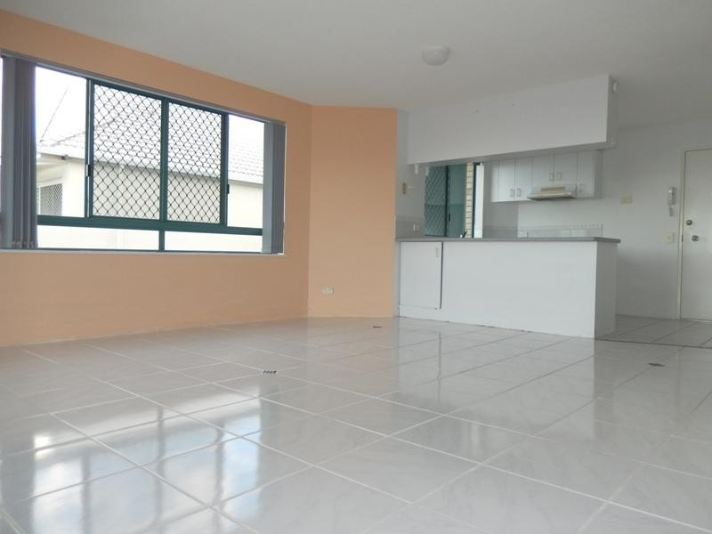 Unit 3 ‘Caribbean’ 12 Mahia Terrace, Kings Beach QLD 4551