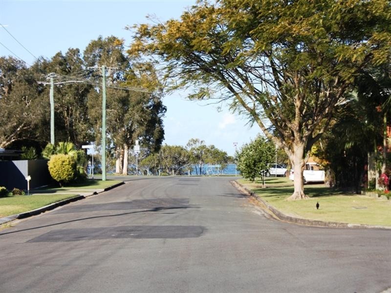 6 Monash Street, Golden Beach QLD 4551