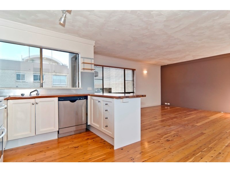 Unit 6 ‘Pleasant View’ 7 Warne Terrace, Kings Beach QLD 4551
