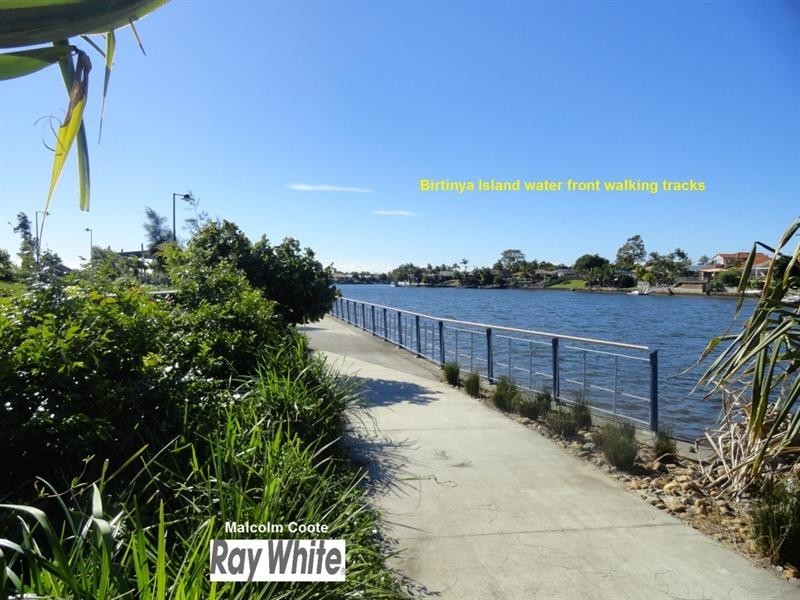 4 Reef Court, Birtinya QLD 4575