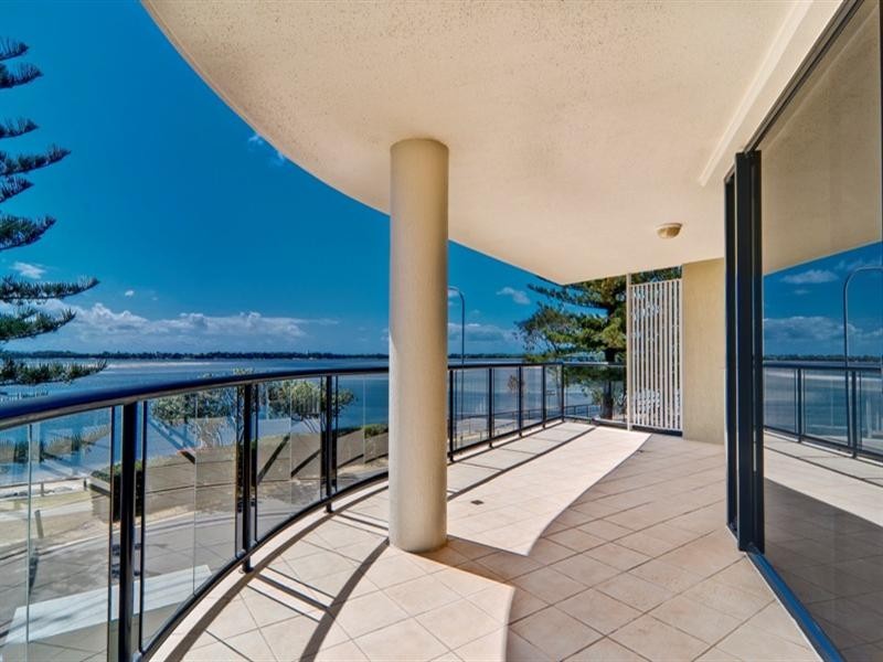Unit 2 ‘Cabarita’ 82 Golden Beach Esplanade, Golden Beach QLD 4551