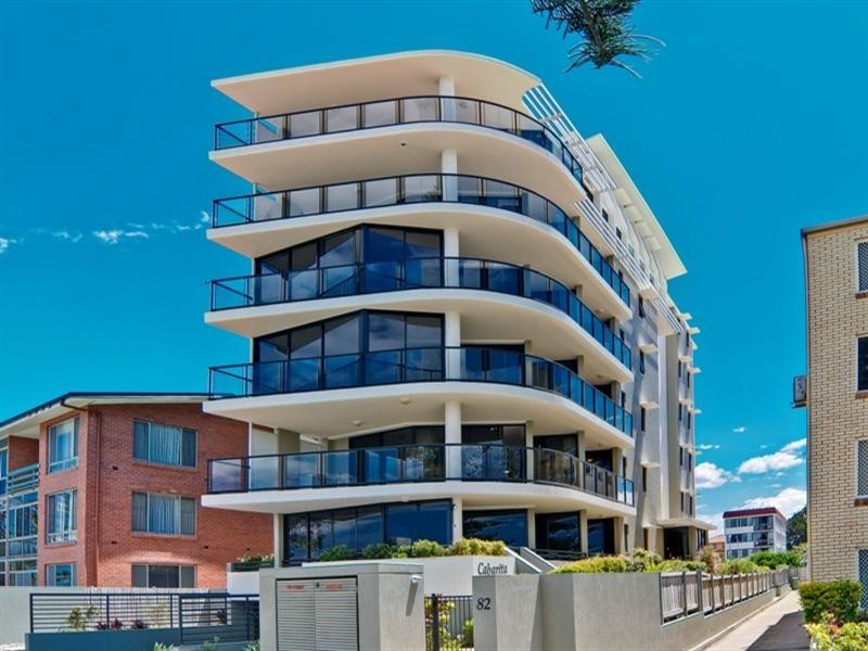 Unit 2 ‘Cabarita’ 82 Golden Beach Esplanade, Golden Beach QLD 4551