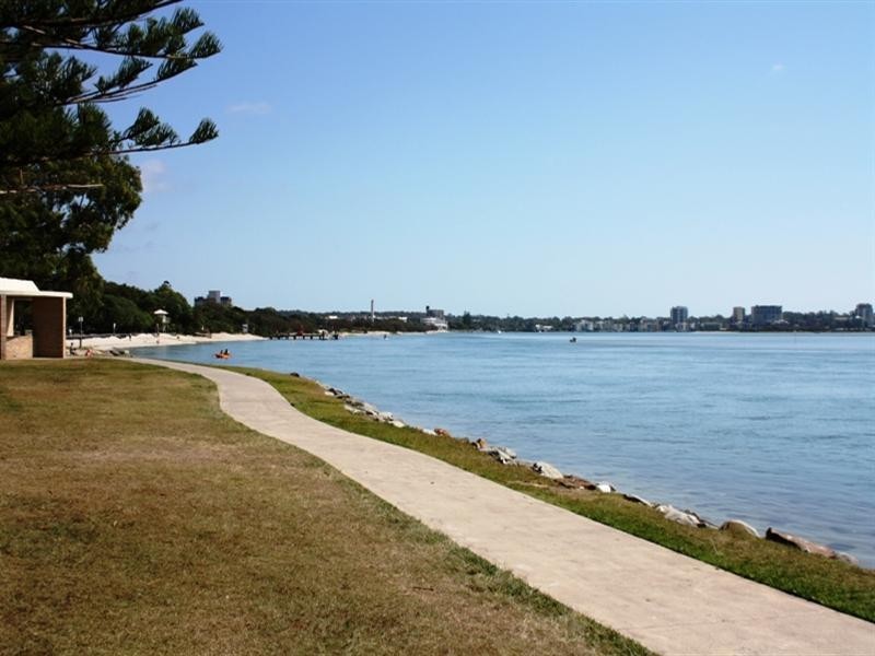 Unit 2 ‘Cabarita’ 82 Golden Beach Esplanade, Golden Beach QLD 4551
